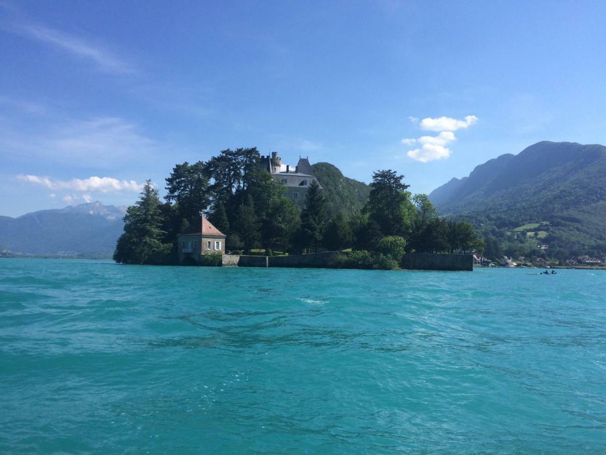 la baie des voiles ,vue lac d'Annecy ,plage privée Duingt Exterior foto
